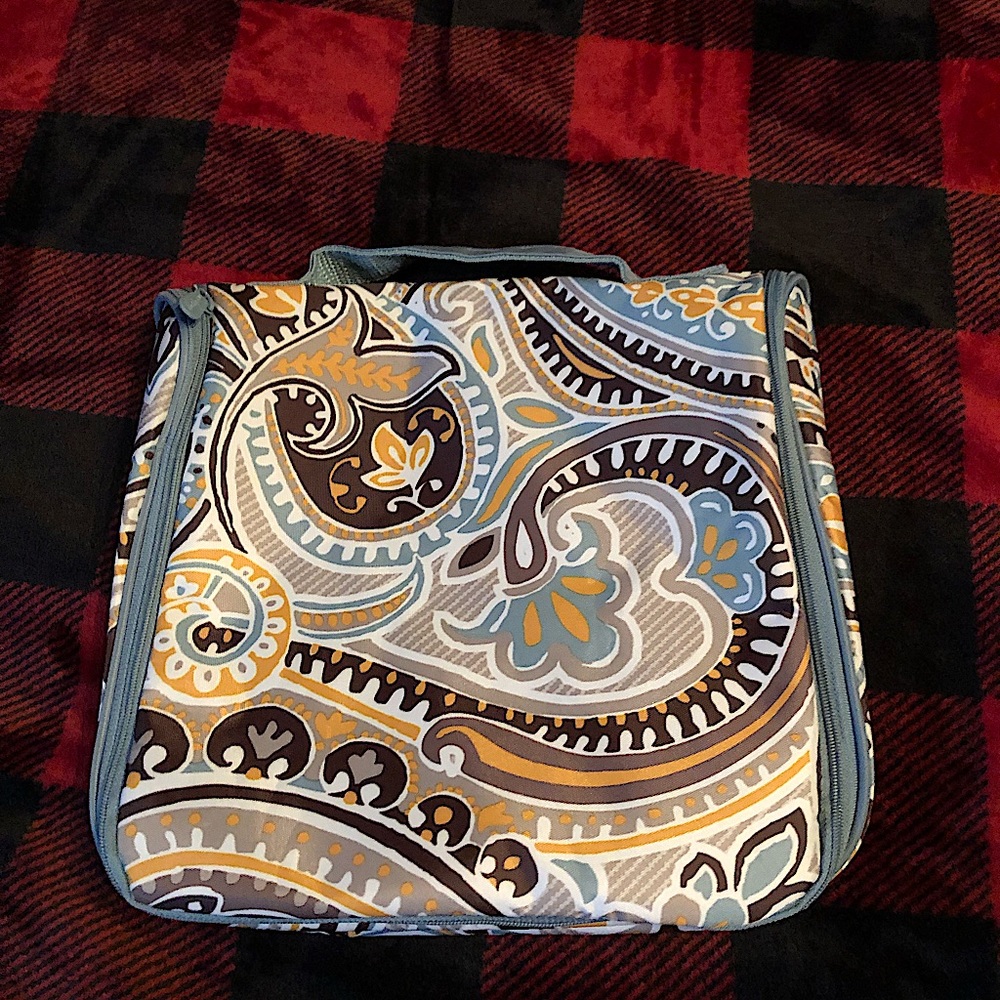 Thirty-One Hanging Traveler Case